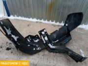 Подкрылок левый