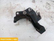 Кронштейн двигателя передний правый