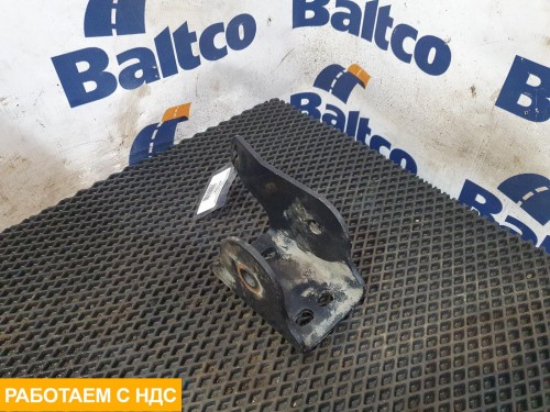 Кронштейн крепления торсиона правый