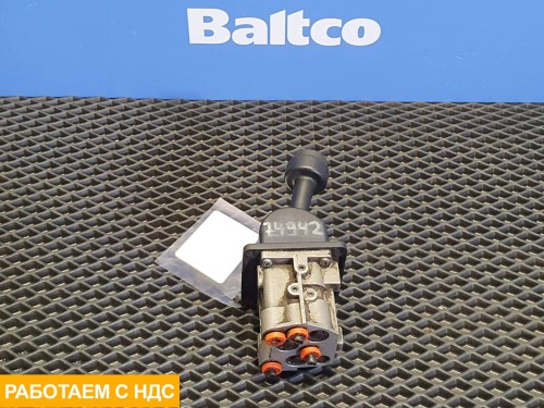 Кран подъема кузова